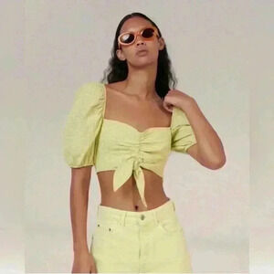 🔥Zara🔥| Yellow gingham puff sleeve  crop top